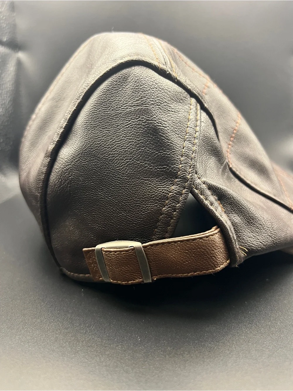 Men's Brown Leather Flat Cap - Classic Style